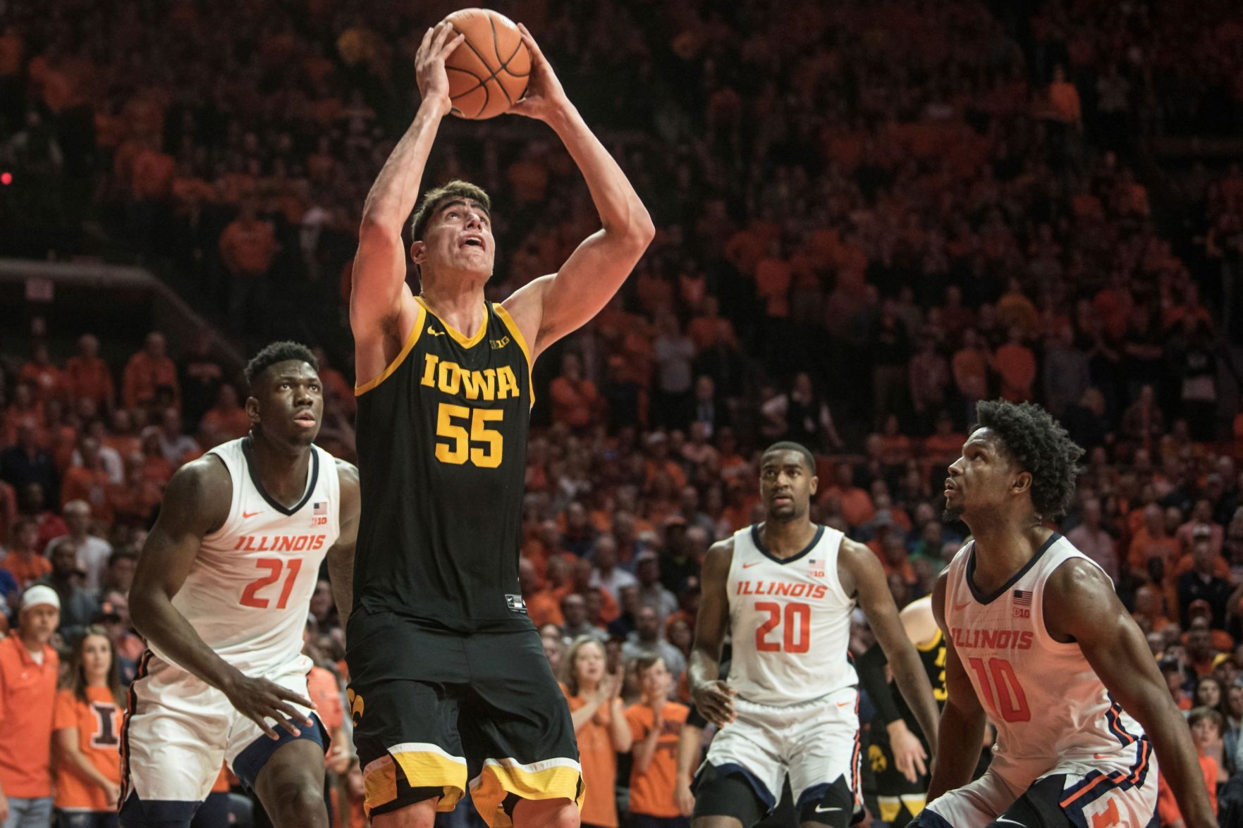 Iowa Illinois Basketball